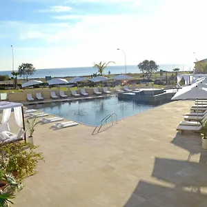 E-hotel Larnaca & Перволия