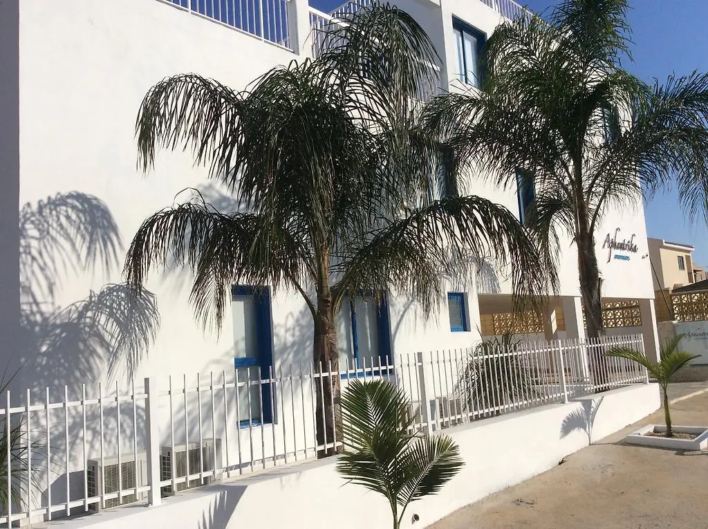 Aphentrika Apartments プロタラス